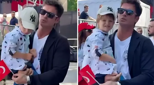 Kıvanç Tatlıtuğ participated in the May 19 events with his son Kurt Efe.