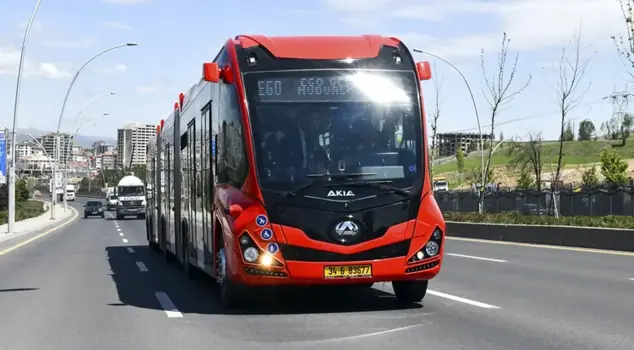 In Ankara, the metrobus is coming to three routes.