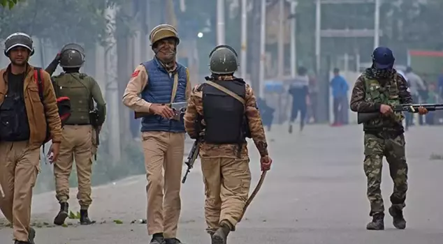Pakistan and India have agreed on a withdrawal.