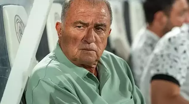 Fatih Terim went crazy on the bench as his team fell behind 2-0.