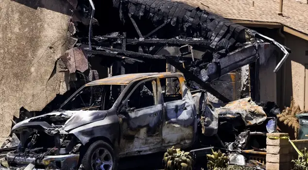 The toll from the plane crash in the U.S. has started to become clear: 2 dead, 8 injured.