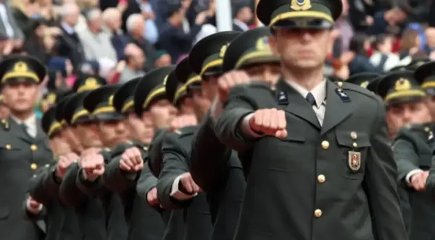 The regulation granting the President the authority to expel members from the Turkish Armed Forces has been withdrawn.