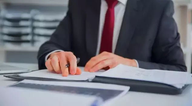 A large number of civil servants and contracted personnel will be recruited for the public sector.