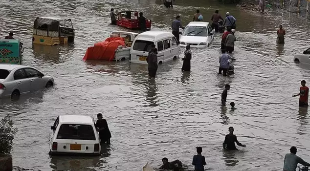 Severe storm in Pakistan! 10 people have lost their lives, and a state of emergency has been declared.