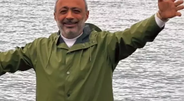 A man who jumped into the sea with weights tied to his feet in Bodrum has lost his life.