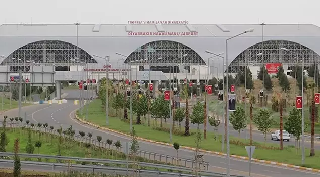 Diyarbakır Airport has reopened for flights.