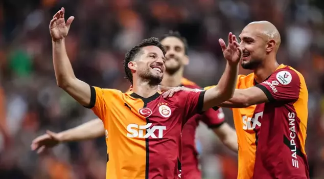 The champion Galatasaray defeated RAMS Başakşehir in the last match of the league.