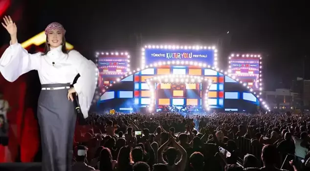 Şanlıurfa was flooded, and the crowd flowed into the Ebru Yaşar concert! She took the stage like this and thrilled tens of thousands of her fans.