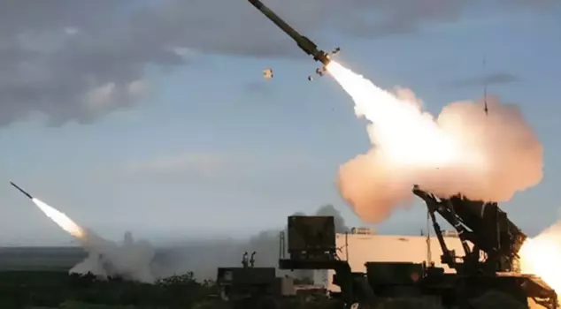 Russia's strong retaliation to Ukraine's shock attack: They struck with 7 missiles and 472 drones.