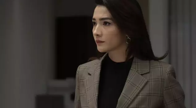 Aybüke Pusat's vacation photos with her boyfriend! Her new look caught attention.