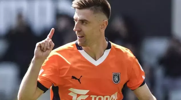 Başakşehir announced Piatek's transfer to Al Duhail.