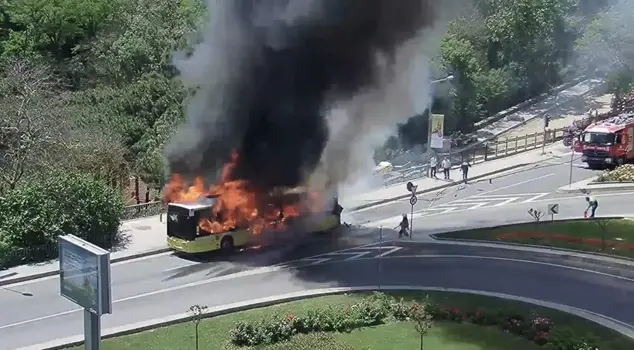 A fire broke out on an İETT bus in Sarıyer, and 25 passengers were evacuated.