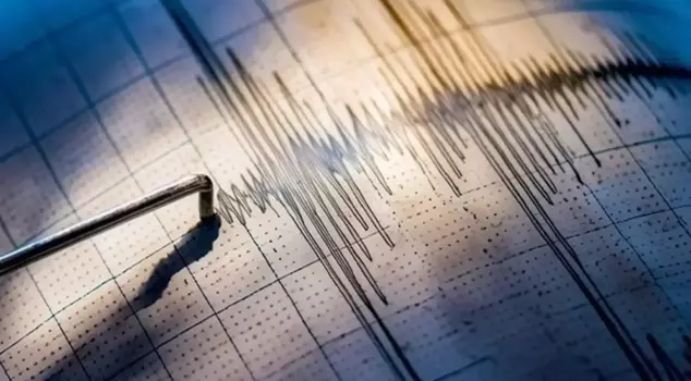 An earthquake of magnitude 5 in the Aegean Sea.