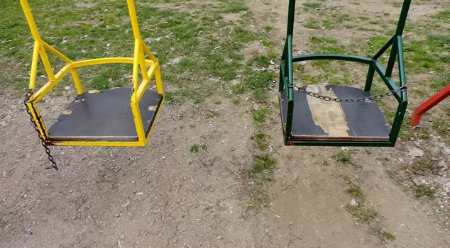 A 4-year-old boy named Yağız lost his life after being struck by a swing iron in Amasya.