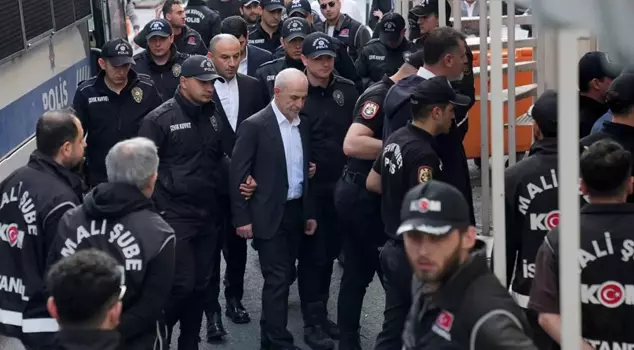 Corruption investigation into CHP municipalities! 22 people, including 5 mayors, have been arrested.