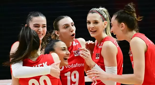 The Sultan of the Net defeated China 3-2, achieving 4 wins out of 4 in the Nations League.