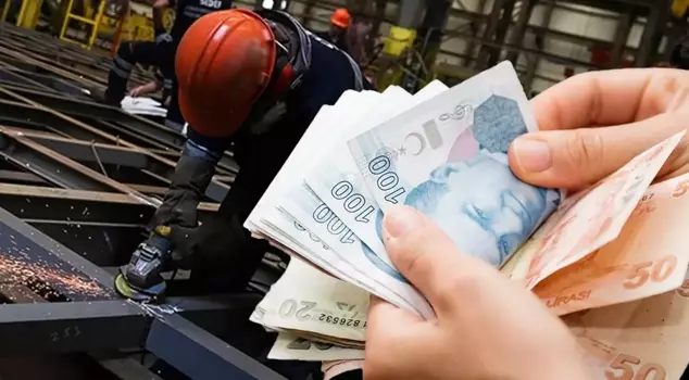 A call from employers for a surprise increase in the minimum wage! They also provided a rate.