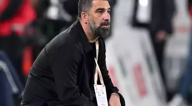 Arda Turan has set his sights on the star goalkeeper of the Süper Lig.