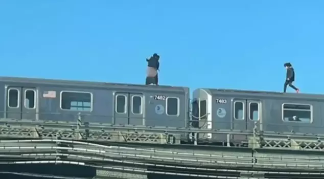 A shocking event! They had intercourse on top of a moving train.