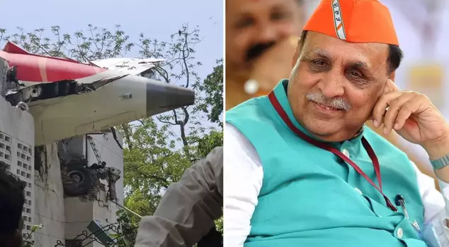 The last photo of the former prime minister on the crashed plane has emerged.