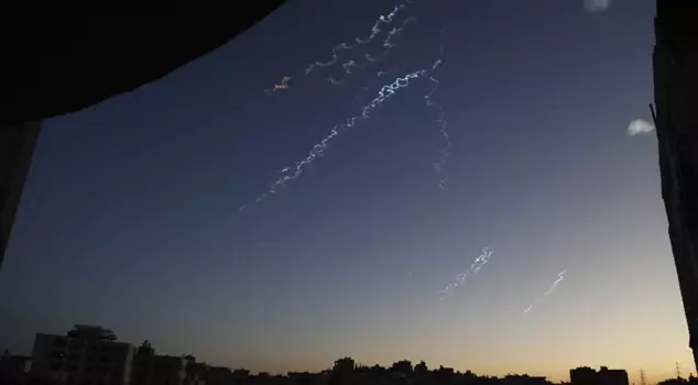 New attack from Iran to Israel! Ballistic missiles were fired, here is the first report.