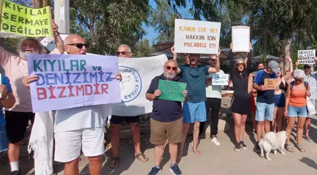Gümüşlük is standing strong! The CHP mayor has allocated the public beach to a private operator.