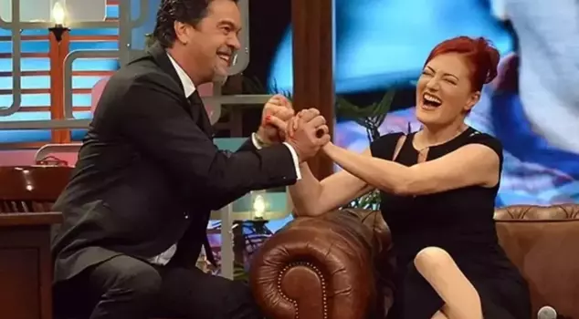 Years later in the same frame! A surprise meeting between Beyazıt Öztürk and Candan Erçetin.