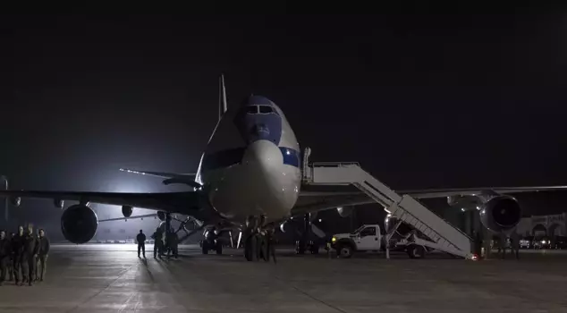 The world is on edge! The 'Doomsday Plane' has secretly taken off.