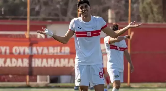 The young striker linked with Galatasaray has transferred to a 1st League team.
