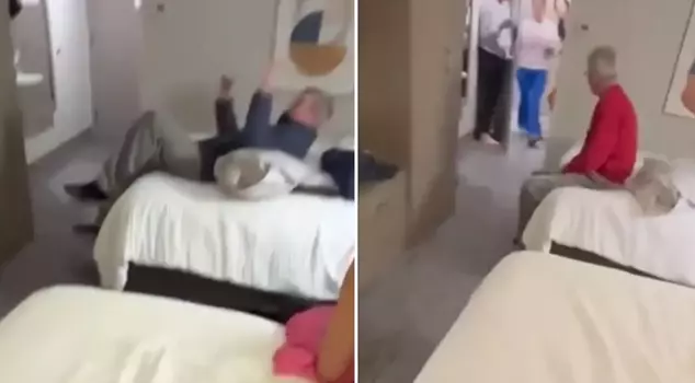 The young girls' moments of fear in the hotel room! They clung to the phone and called their fathers.