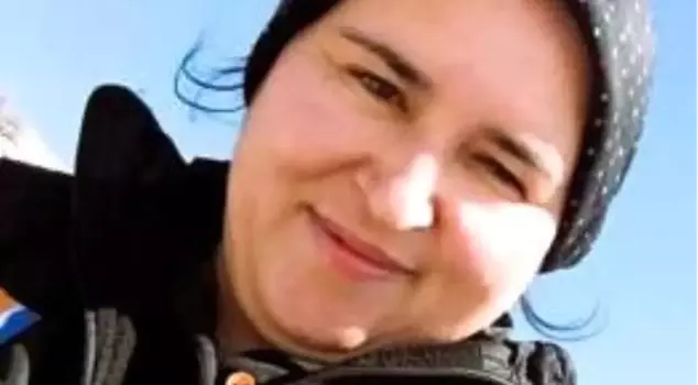 A woman cleaning a villa fell into the pool and lost her life.