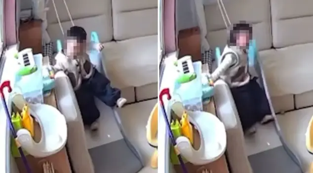 The curtain cord was pulling the small child away from life! The moments of horror captured on camera.