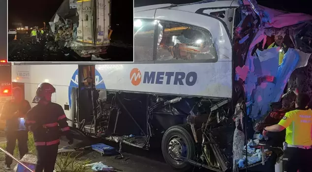 A passenger bus collided with a truck from behind: 12 injured, 2 of them seriously.