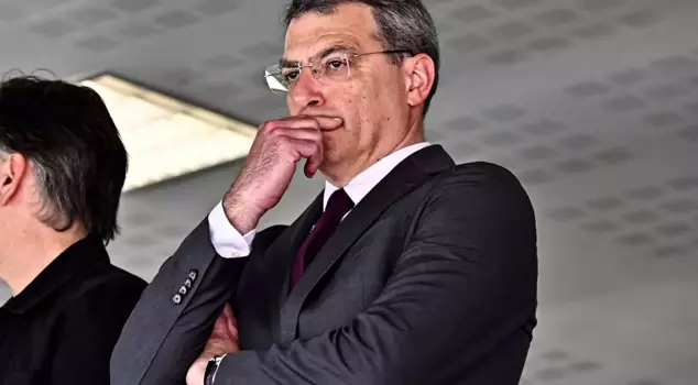 Damien Comolli became a rival to Fenerbahçe in David's transfer.