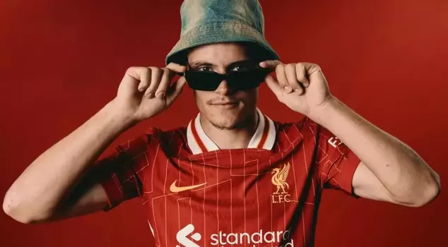 Liverpool opened the purse strings: 237 million euros spent on 3 transfers.