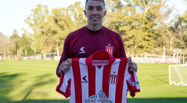 Fernando Muslera signed with Estudiantes.