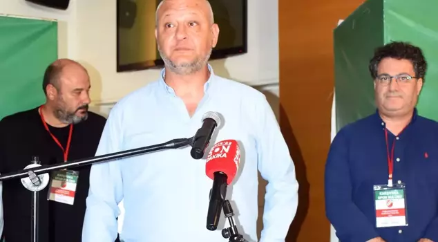 Aygün Cicibaş will go door to door in Karşıyaka.