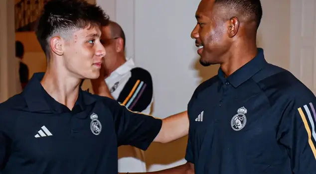 Breaking news for Real Madrid! Alaba has been ruled out of the tournament due to injury.