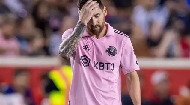 A cold shower for Messi from his old team! He was taken by surprise.
