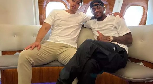 Fenerbahçe's plane has taken off! Jhon Duran is coming to Istanbul.