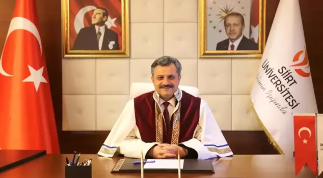 Nihat Şındak spent 193,000 lira on the faulty mosquito nets at the rector's residence.