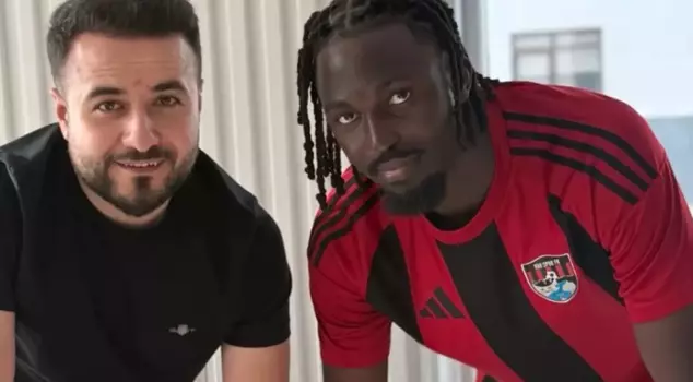 كان في مانشستر يونايتد في يوم من الأيام! وقع مع فانسپور.