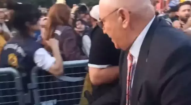 As you know, Mahmut Tanal broke through the police barricades like this!