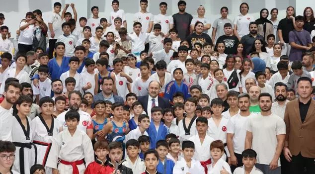 The Şanlıurfa Metropolitan Municipality enthusiastically opened the 2025 summer sports schools season.