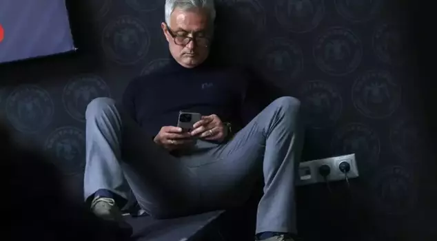Mourinho convinced him with a single phone call! The 25 million euro star is on his way to Fenerbahçe.