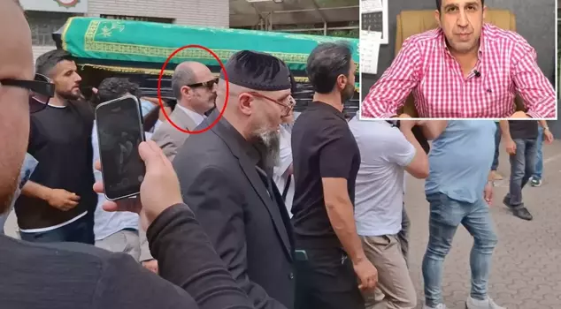The fugitive FETÖ member Zekeriya Öz appeared at the funeral of Muhammed Yakut.