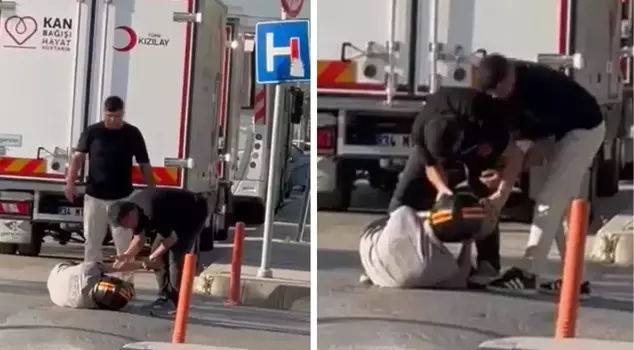 Attack on a motorcyclist in Izmir! They assaulted him like this in the middle of the road.