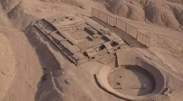 A 3,500-year-old ancient city has been discovered in Peru: Statues and jewelry were found inside.