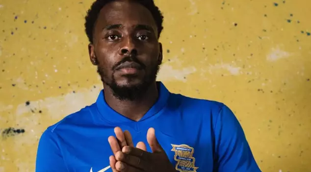 Surprise transfer in place of Osayi Samuel.