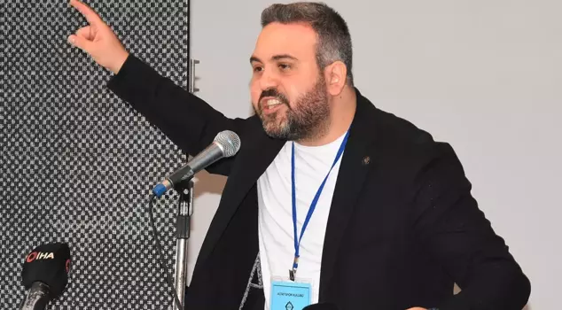 The legendary club of İzmir, Altay, has received a big shock with the former president Özgür Ekmekçioğlu and his administration.